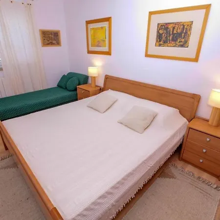 Apartamento Vila Pinet *